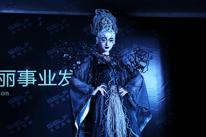温州吉田艺校乔迁，举办美丽事业新娘妆发布会